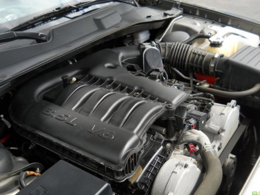 Почему «стучит» 3,5литровый V6 от Chrysler? Проблемы